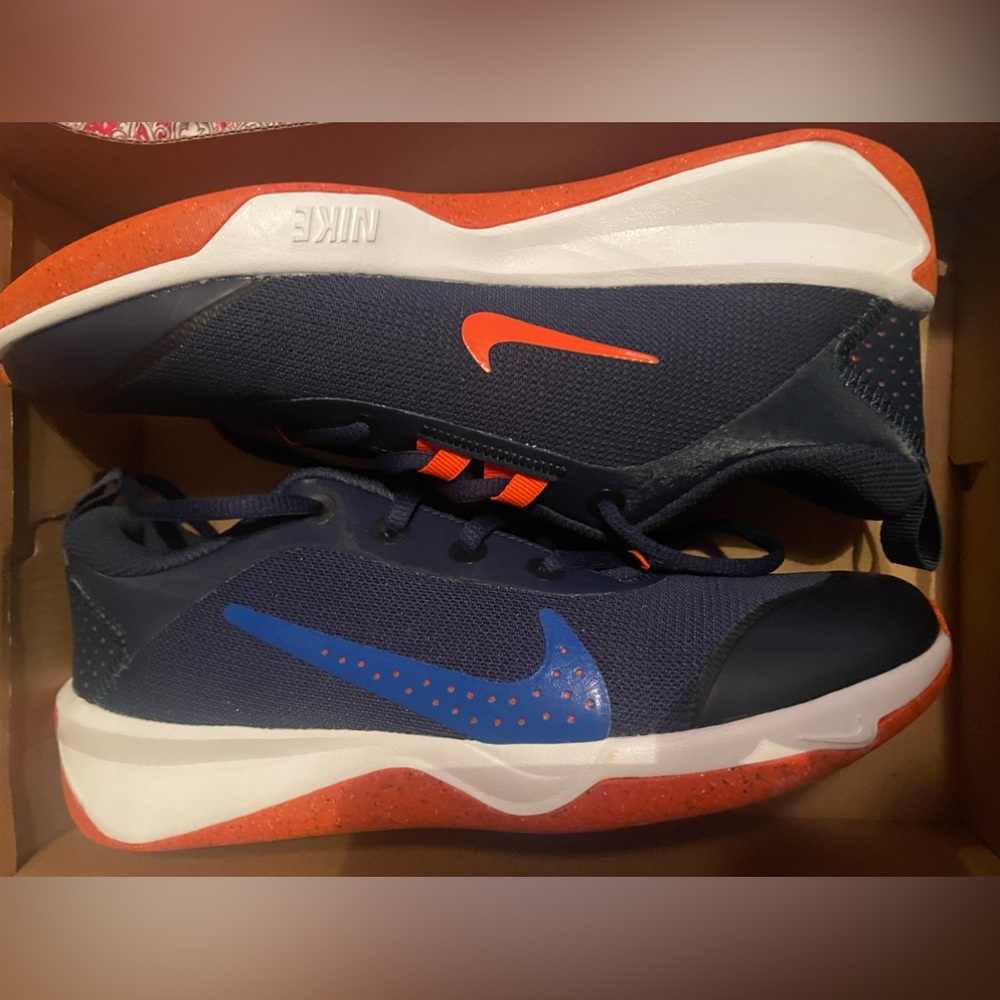 Nike shoes; New with original box; Youth (big boy) size 6 (or women’s size 7.5)